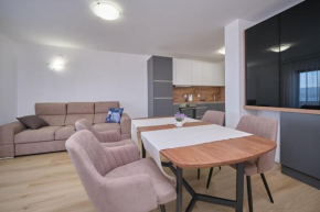 Ferienwohnung In Čelina Mit Privatem Parkplatz